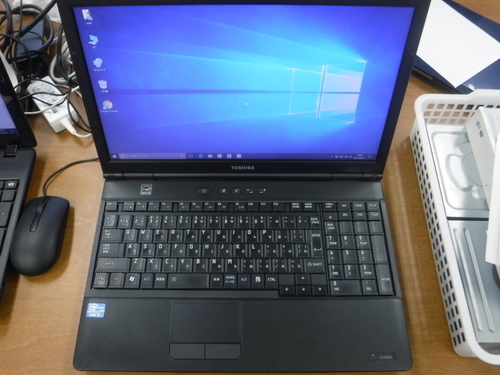 中古　TOSHIBA dynabook Satellite