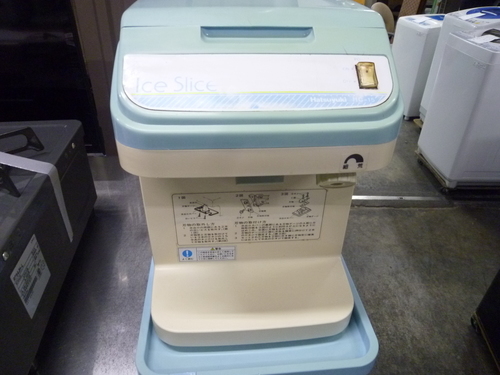 J072 キューブアイススライサー“初雪”HC-15 中部工機