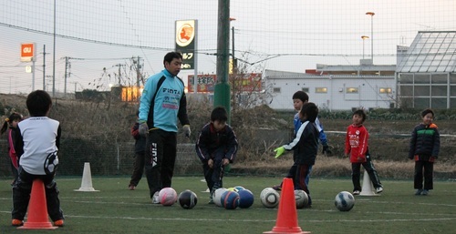 ネクスト サッカー コーチング 会場 フットサルクラブ西大宮 Hamachan 西大宮のサッカーの生徒募集 教室 スクールの広告掲示板 ジモティー