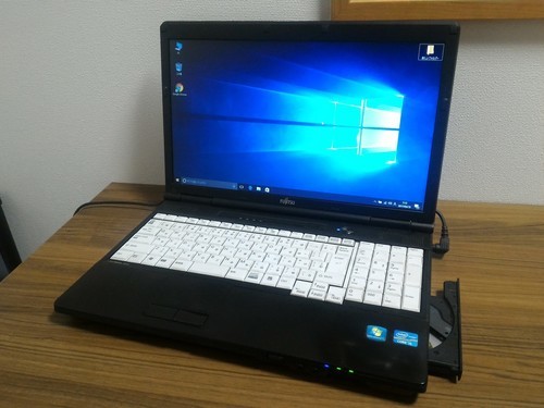 お取引中)第三世代i5 ﾒﾓﾘ4G SSD Office2016載! 爆速Windows10ノートPC Core-i5/ﾒﾓﾘ4GB/SSD128GB/DVD-RW/無線LAN/Kingsoft Office2016 [富士通 Lifebook A572/E]