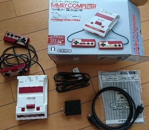 任天堂ファミリーコンピュータ、クラシックミニ＋付属品、8,000円