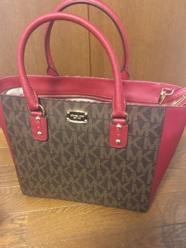 更に！値下げしました！MICHAEL KORS 11月新作トートバッグ A4サイズ