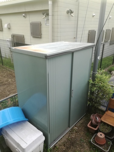 屋外用の物置