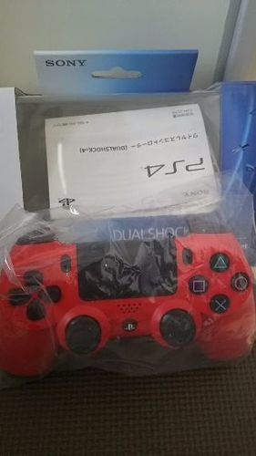 ps4 ブラック 500GB+ソフト4本+漫画+LANケーブル