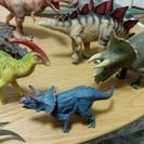 恐竜のおもちゃ、差し上げます。
