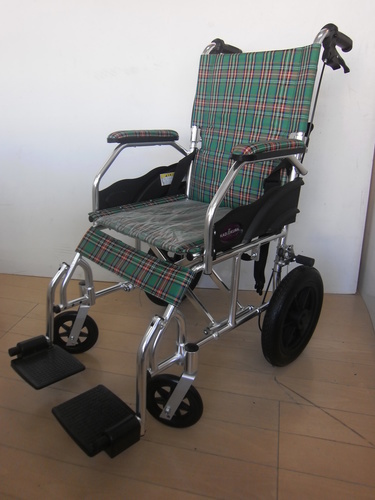 車椅子 カドクラ 介護 折りたたみ ブレーキ