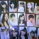 AKB48のメンバーの写真　古いものです。