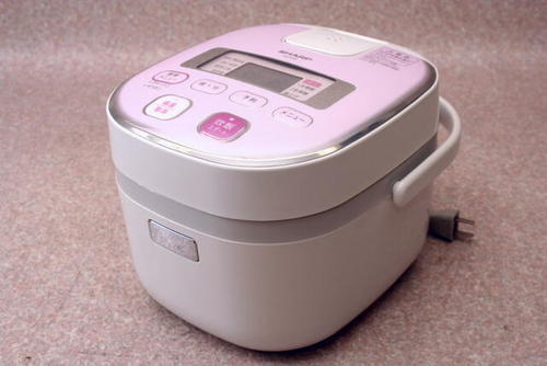 ●炊飯器　SHARP KS-G5E1-SP 2013年製　3合炊き　ピンクカラー　単身　食卓