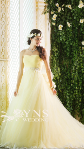 YNS WEDDINGの爽やかドレス