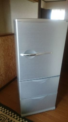 最旬ダウン 255リットル冷蔵庫 AQUA 2012年製  (函館)  冷蔵庫