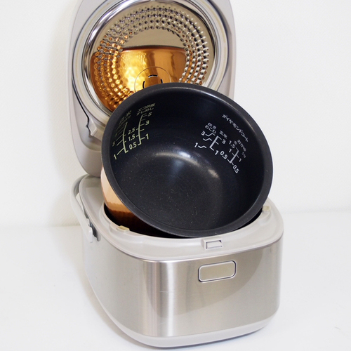ND22 当店のイチオシ品！Panasonic 5.5合炊きIH炊飯ジャー