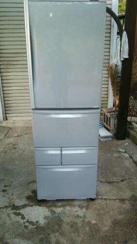 ジモティ限定お買得❗①（長期保証付き）東芝5ドア冷蔵庫424リットル2010年製品