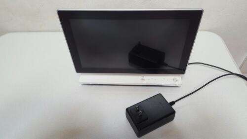 パナソニックのポータブルテレビDMP-HV200　最終値下げ！