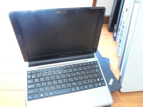 在庫処分ジャンク品 美品多数 COREi5とモバイル携帯用パソコン混ぜて5台です