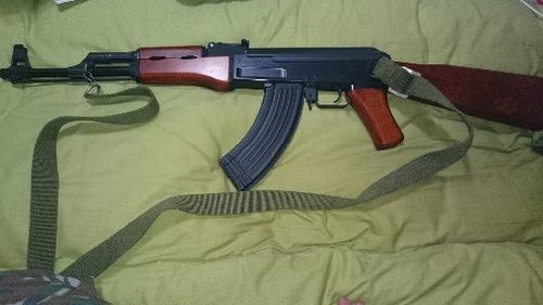 東京マルイ AK-47 電動ガン 木製パーツ換装済み