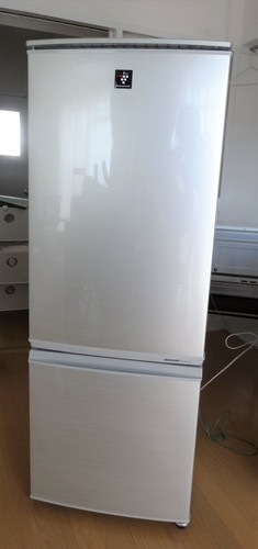 【美品】冷蔵庫 SHARP（シャープ）167Ｌ SJ-PD17X