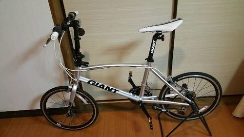 【商談成立/59,800円→16,000円引き✨】GIANT ミニベロ IDIOM1