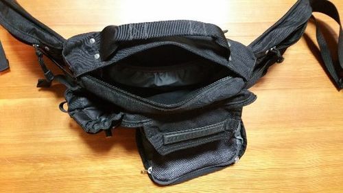 美品/値下げしました✨THE NORTH FACE】ウエストポーチ（黒） supreme