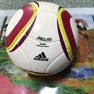 サッカーボール（2010年W杯、Jリーグ公式球）アディダス社・ジ...