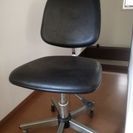 オフィス家具　uchida　椅子