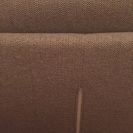 新しくておしゃれなカウチソファです