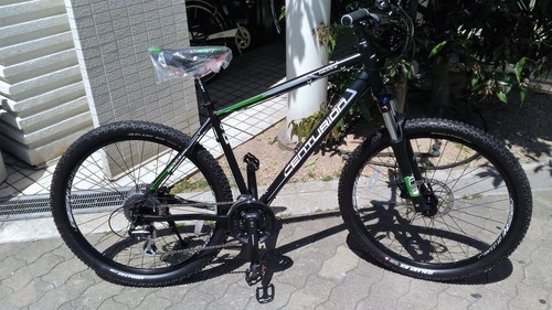 センチュリオン　人気の27.5インチ　油圧ブレーキ搭載　山へ街乗りへ対応！14.9キロ　SRサスで快適！　適用身長165-185CM