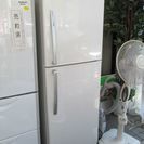 ユーイング/2ドア冷凍冷蔵庫▼228L▼ER-F23UW▼201...