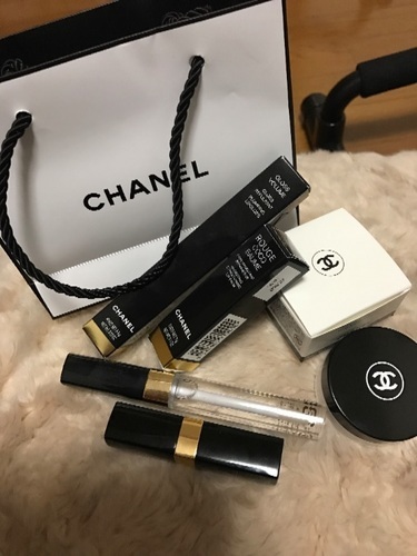 5. CHANEL リップバーム・グロス・リップクリーム
