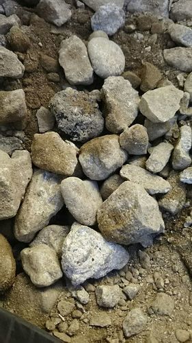 リサイクルrc40砂利砕石3tダンプ2立米東京埼玉神奈川配達 3 300円 水谷正紀 秋川のその他の中古あげます 譲ります ジモティーで不用品の処分