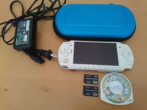 PSP、PS Vita PSP-3000