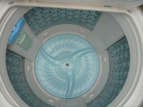 東芝 9.0kg 全自動洗濯機　ピュアホワイトTOSHIBA タテ型 ZABOON（ザブーン） AW-90SDM