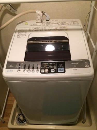 値下げしました2012年購入 日立洗濯機 白い約束 6kg シャワー浸透洗浄 エアージェット乾燥