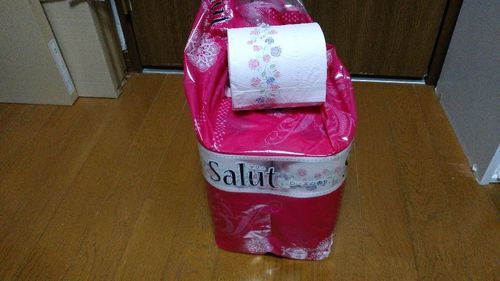 ピンク色の柄つきトイレットペーパー あび ひばりが丘の家庭用品 トイレ用品 の中古あげます 譲ります ジモティーで不用品の処分
