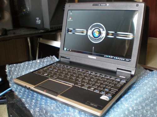 ノートパソコン TOSHIBA NB100 SSD64GB Windows7