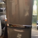2006 年 三菱 370L 冷凍冷蔵庫 売ります