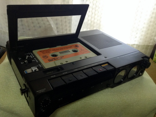 【中古美品】　SONY カセットデンスケ TC-D5