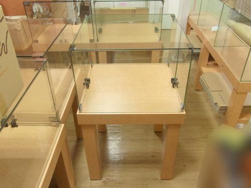 店舗用商品陳列什器 ショーケース角型 引取・引渡しのみ 旭川
