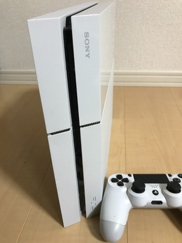 PlayStation 4 Glacier White PS4 (CUH-2100AB02) HDD 500GB Console