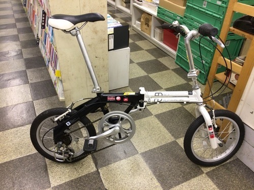 [4355]DOPPELGANGER（ドッペルギャンガー）　折りたたみ自転車　16インチ　外装6段変速　軽量アルミフレーム　ブッラク×ホワイト