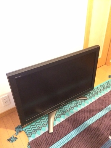 ＜7月29日引取り限定＞東芝37インチテレビ　37Z3500