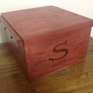 フランスのシャンパン「サロン」の木箱で作った収納BOX アンティーク調