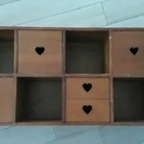 木製の小ぶりな飾り棚　CD収納　カントリー雑貨　