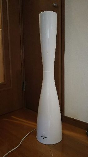 おしゃれアロマ加湿器 白 Moco 藤沢の季節 空調家電 加湿器 の中古あげます 譲ります ジモティーで不用品の処分