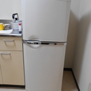 2005年製　三菱ノンフロン冷凍冷蔵庫　現在も元気に稼働品　12...