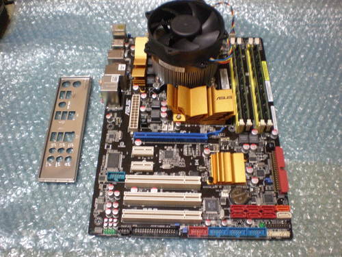 Lga775マザーボード Asus P5q Cpu Core2quad メモリ8gb付き ねおち 南柏のpcパーツの中古あげます 譲ります ジモティーで不用品の処分