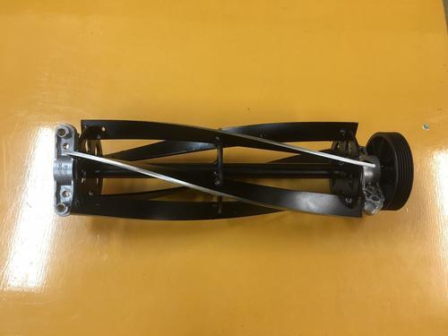 新品リョービの芝刈り機　LM2810 のリール刃