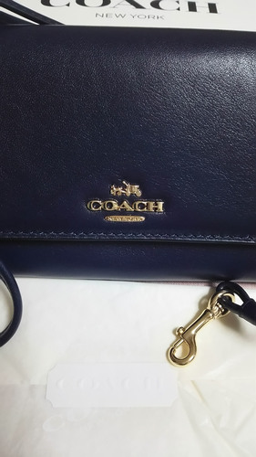 COACH　新品　スマホケース（？）カードケース（？）小銭入れ（？）