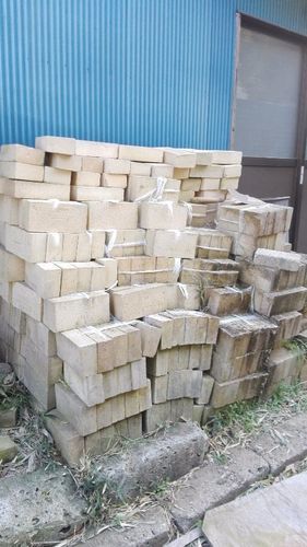 耐熱？レンガ　まとめて　(穴窯　陶芸　用品多数あります！)