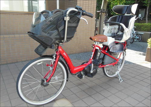 ★★　子供３人乗せ電動アシスト自転車！　【ブリジストン　アンジェリーノミニアシスタ】　リチウムイオンバッテリー／アシスト２倍の新基準車！　前後純正チャイルドシート！　整備多数！　お届けいたします！　★★