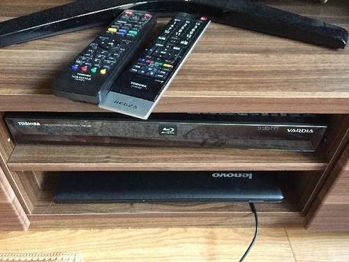 【すぐ使える】フルセット！東芝REGZA＆VARDIAテレビボード付 すぐ使える】フルセット！東芝REGZA＆VARDIAテレビボード付